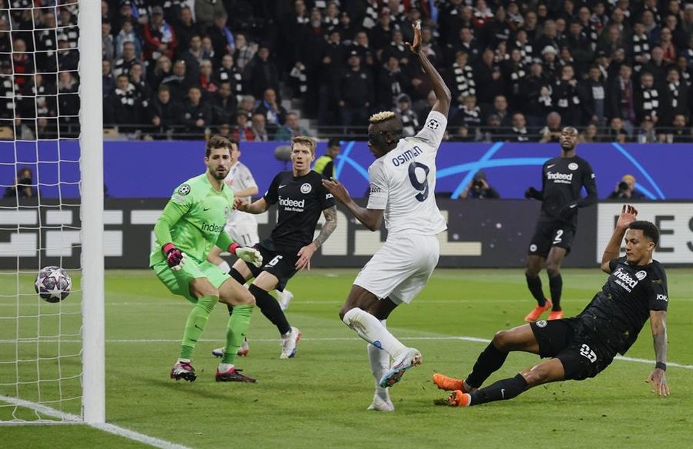 El Nápoles se impuso al Eintracht de Frankfurt por 0-2. EFE/EPA/Ronald Wittek