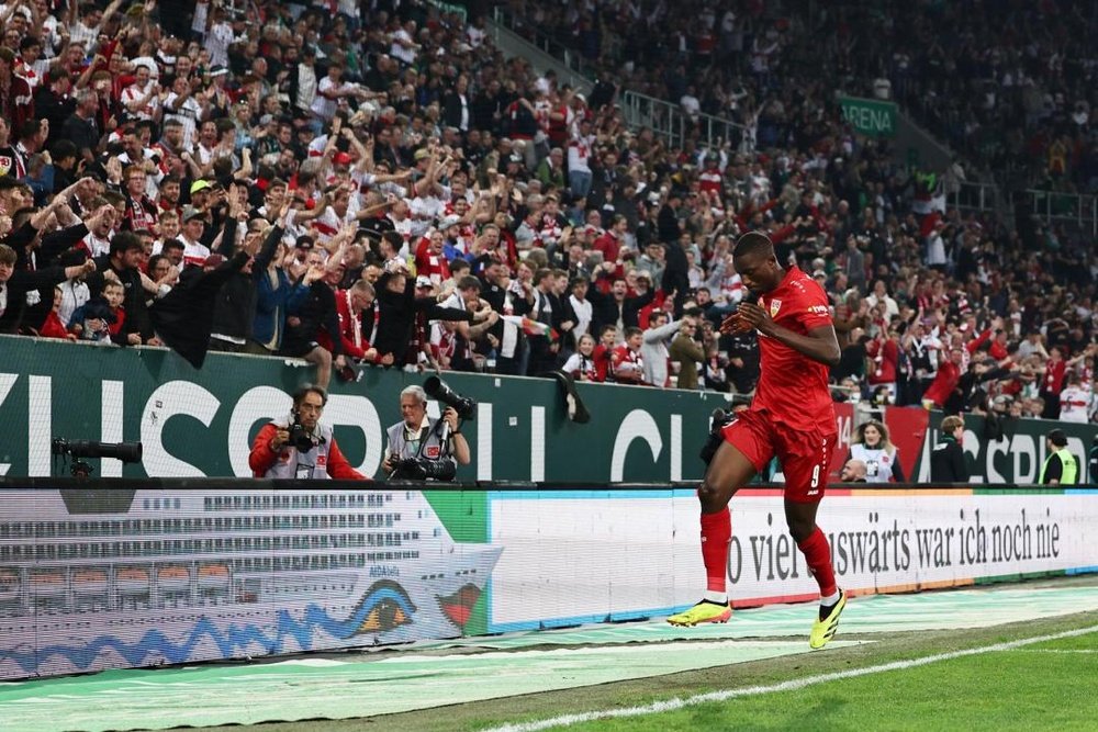 El Stuttgart se empeña en ser segundo. EFE/EPA/ANNASZILAGYI