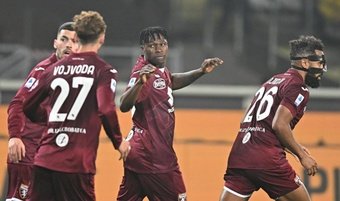 Attraverso un comunicato ufficiale, il Torino ha annunciato di aver portato a termine l'operazione di trasferimento di Wilfried Singo. L'abile difensore ivoriano lascia la Serie A dopo aver trascorso cinque stagioni in maglia Granata e si unisce al Monaco per 10 milioni di euro.