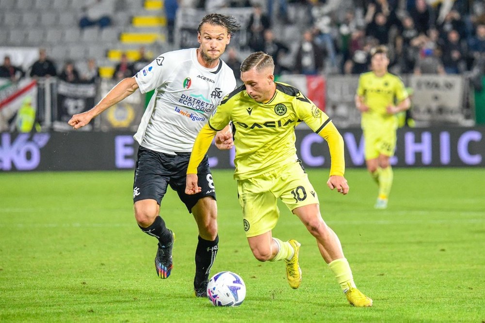 Deulofeu, centrado en el Udinese. EFE