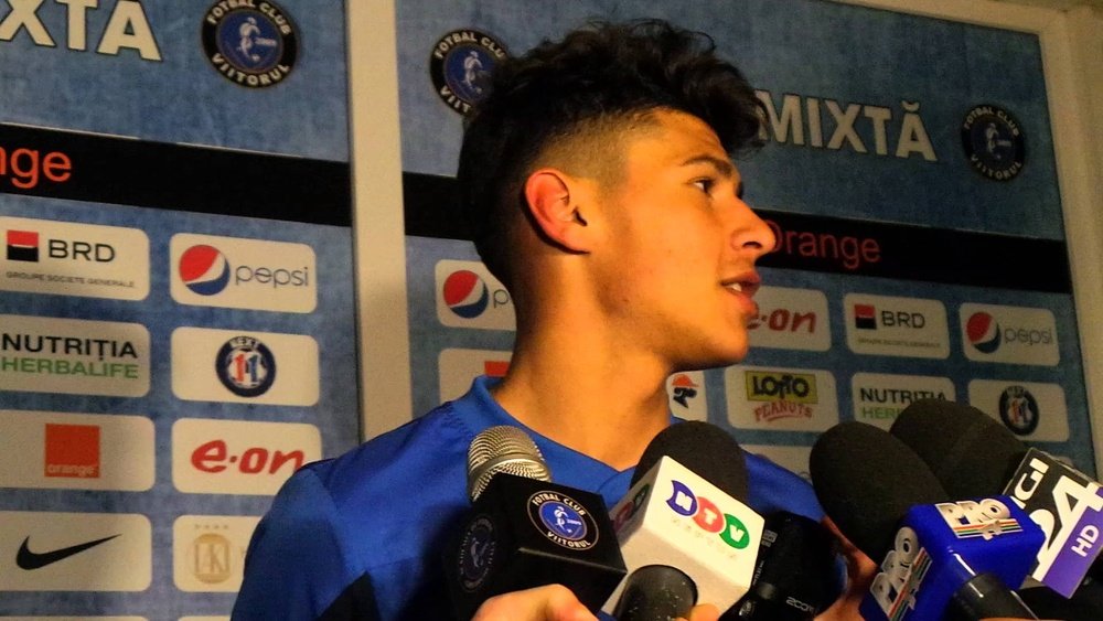 El jugador del Viitorul Constanta Florinel Coman, en una entrevista. Youtube