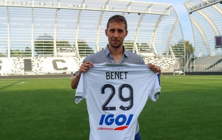 El Amiens incorpora al centrocampista Jessy Benet