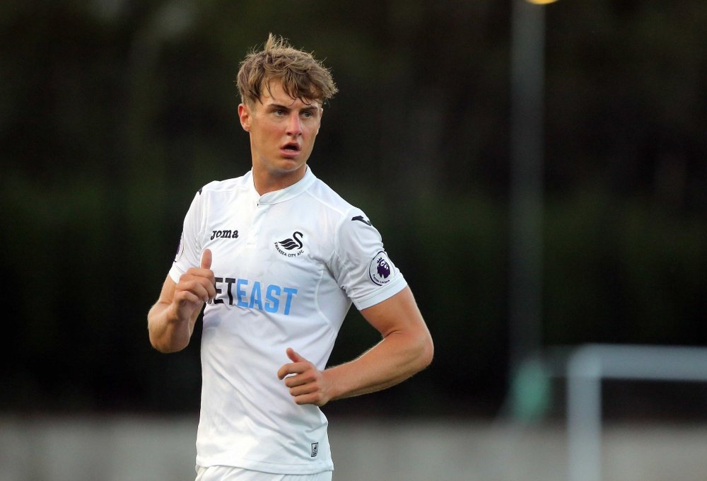 Rodon has signed a new long-term contract with Swansea. SwanseaOfficial
