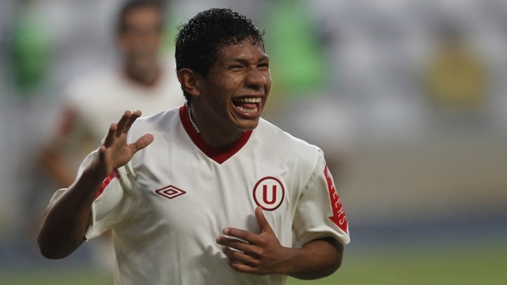 El jugador peruano interesa al Universidad de Chile. UniversitarioDeportes