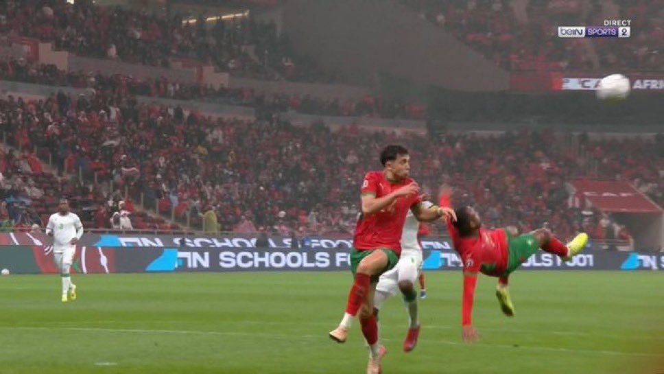 El Kaabi firmó un golazo de chilena. Captura/MovistarLigadeCampeones