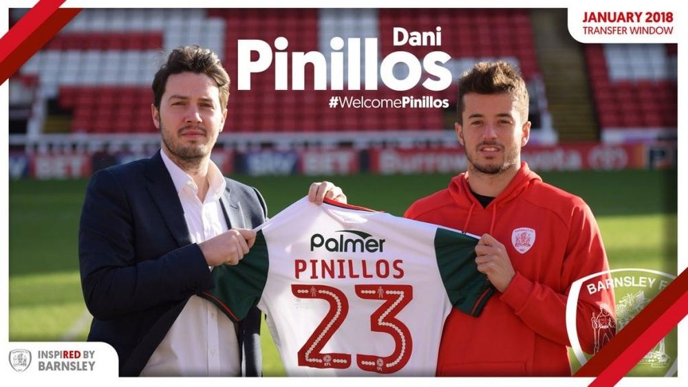 Pinillos fue presentado por su nuevo club en Inglaterra. Twitter/BarnsleyFC