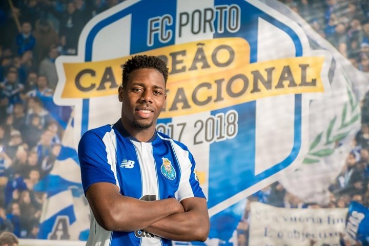 Officiel : Manafá jouera pour Porto jusqu'en 2023