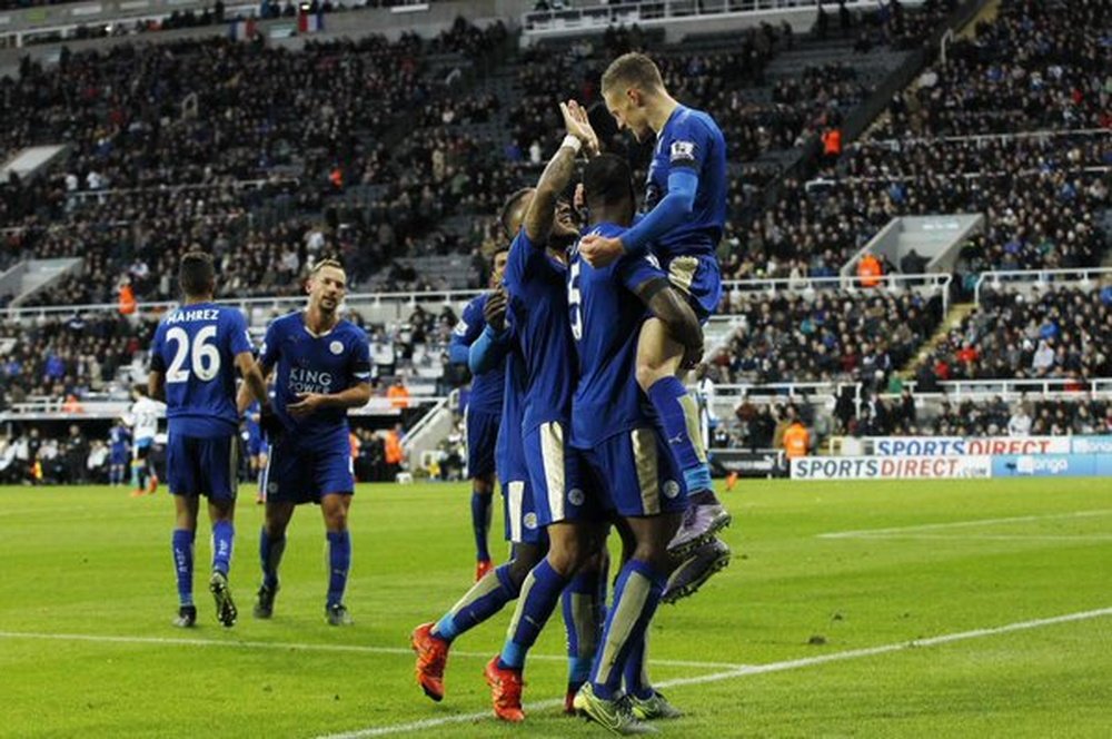 El Leicester celebra un gol en la Premier. Twitter.