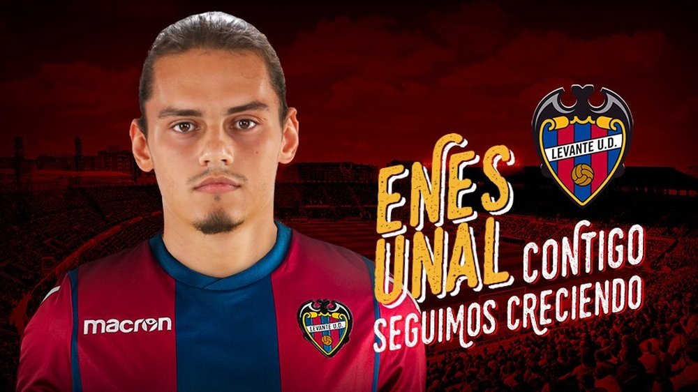 Ünal defenderá la camiseta del Levante. Twitter/LevanteUD