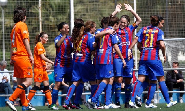 El Levante Femenino sufre para imponerse al Rayo en Nazaret