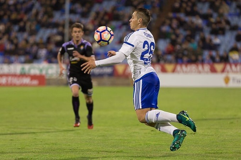 Álvaro Pombo sufre una lesión de rodilla. RealZaragoza