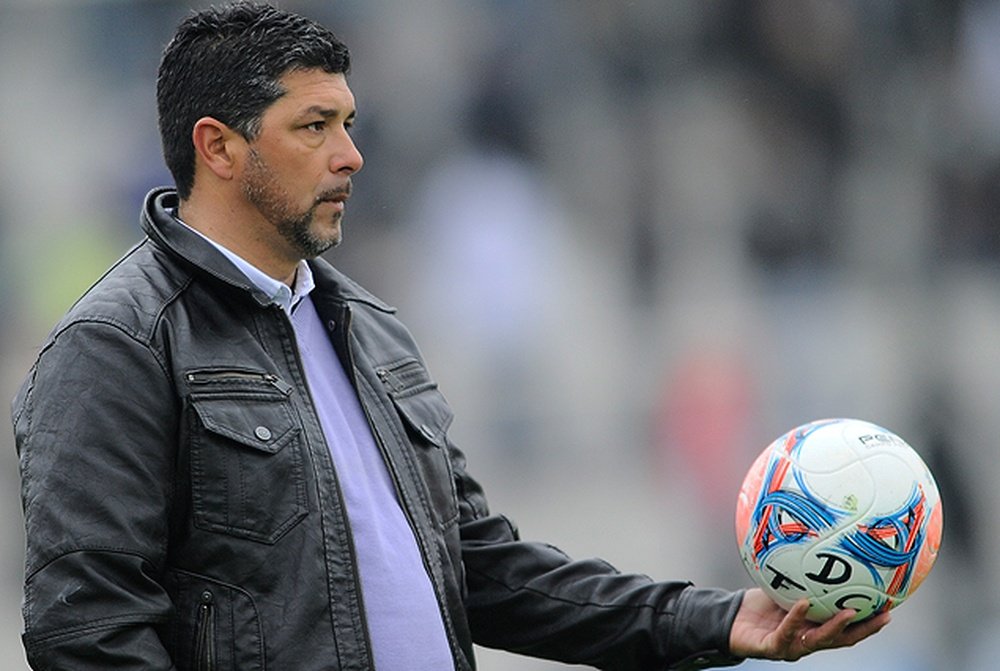El nuevo entrenador del Danubio uruguayo, Leo Ramos, en una etapa previa en el equipo. Danubio
