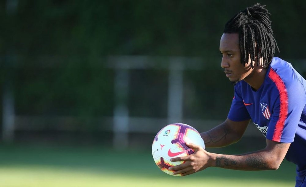 Gelson Martins, en su primer entrenamiento con el equipo. Twitter/AtléticodeMadrid