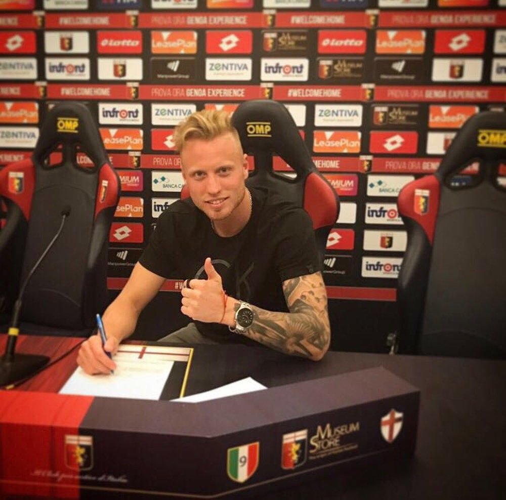 El centrocampista de 21 años se marcha al Genoa. Genoa