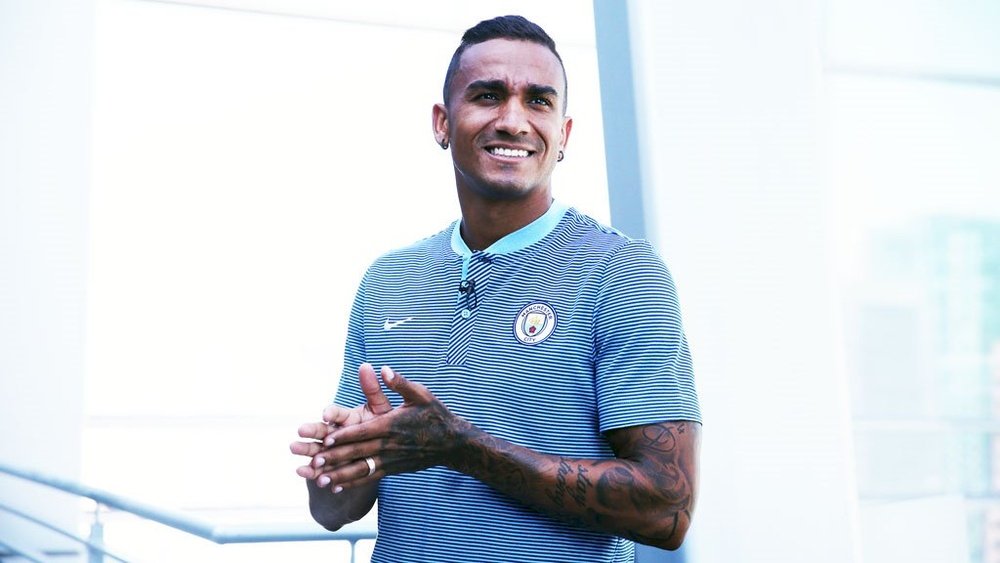 Danilo says that he snubbed interest from Chelsea to join Manchester City. ManCity