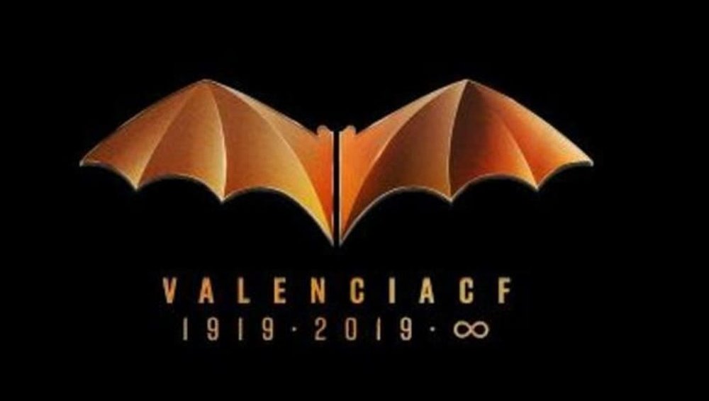 La genial respuesta del Valencia tras la denuncia de DC por el murciélago. ValenciaCF