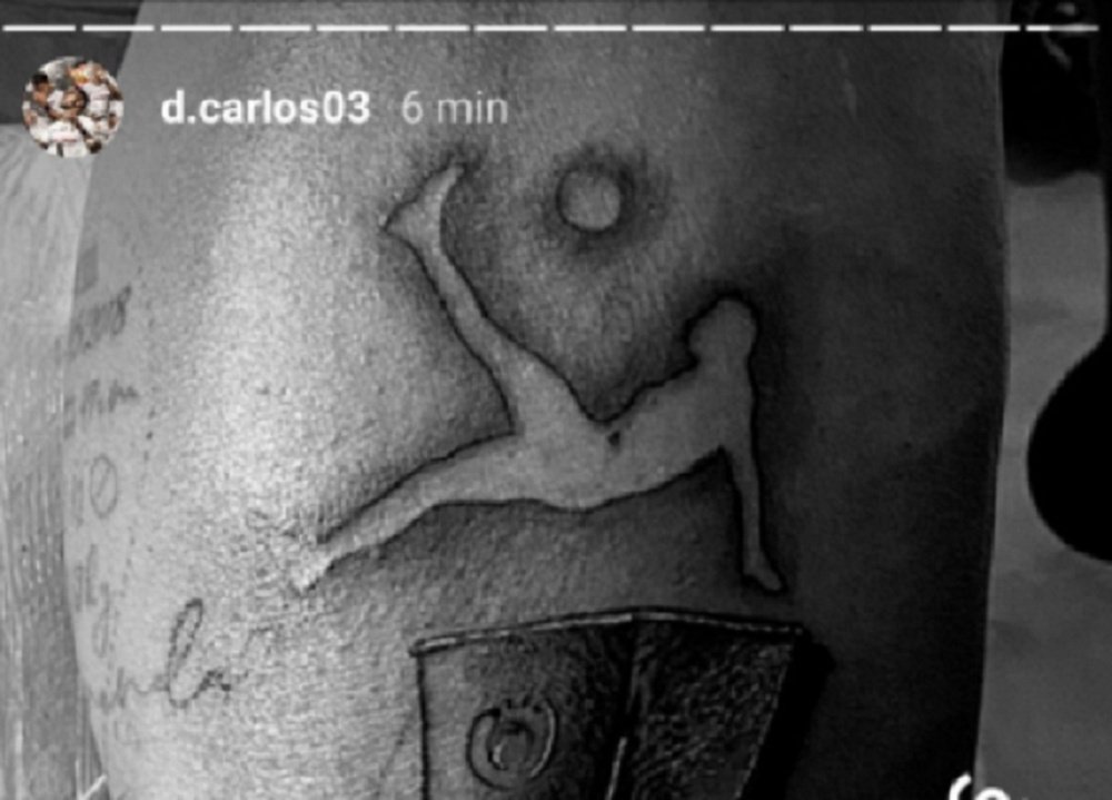 Diego Carlos enseñó su nuevo tatuaje. Captura/D.carlos03