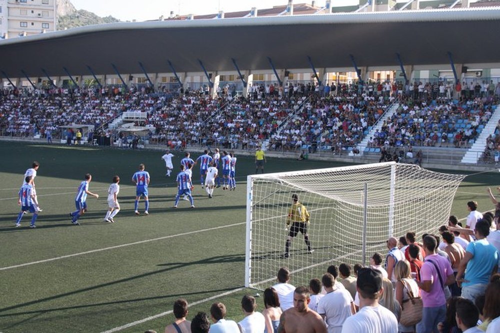 El Olímpic de Xàtiva disputa un encuentro en el Campo de la Murta, donde juega sus partidos como local. OlimpicXativa