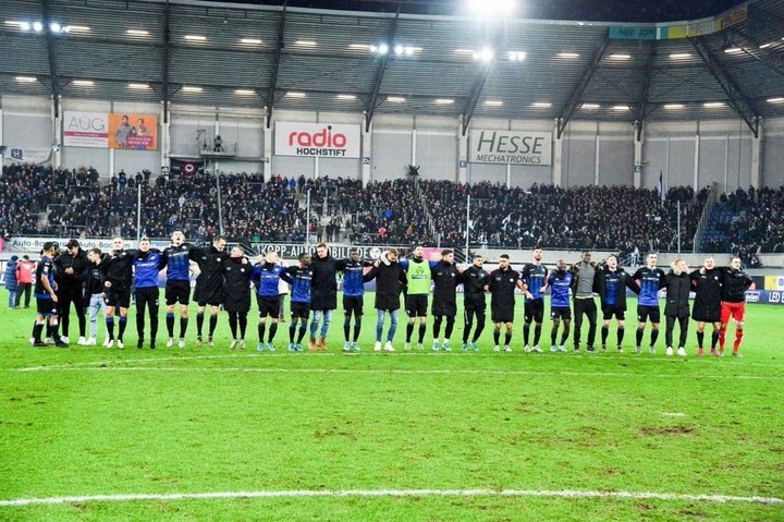 El Paderborn espabila mientras el Eintracht boquea