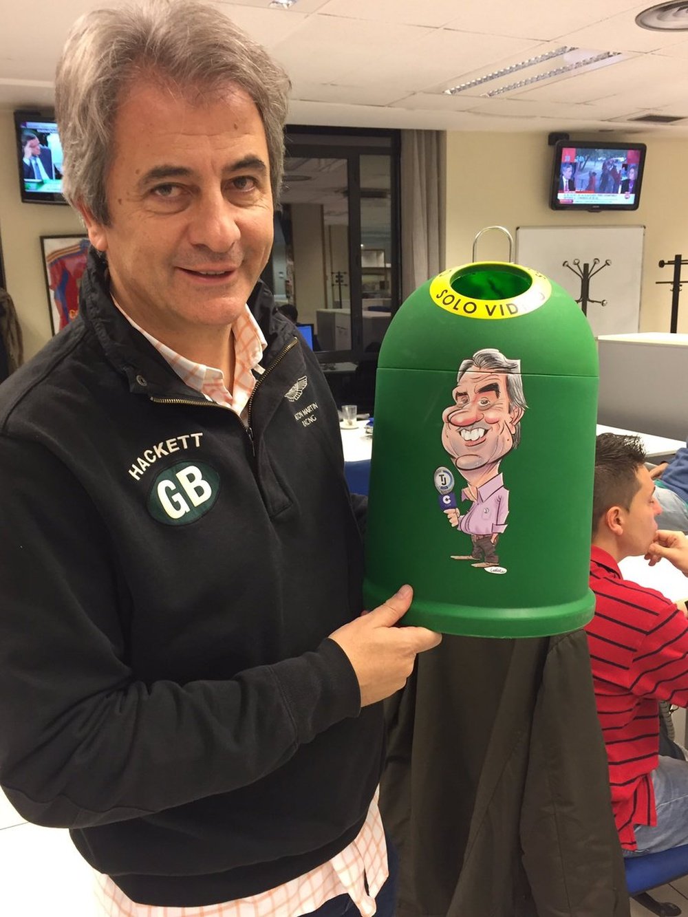 Manolo Lama se pasa a la pantalla. LamaCope