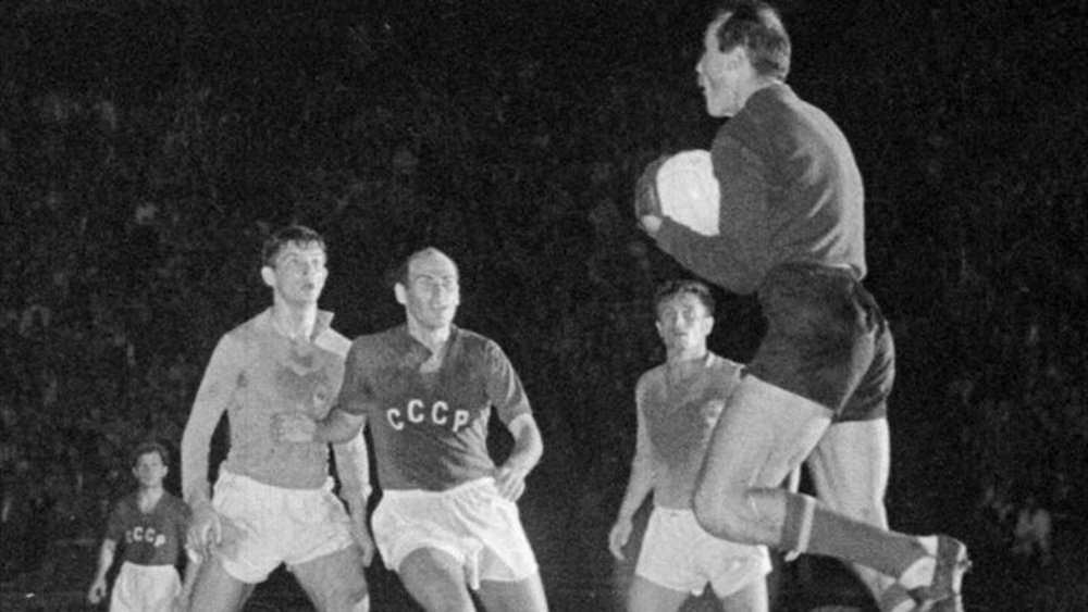 La Unión Soviética y Yugoslavia disputaron la primera final de la Eurocopa. UEFA/Archivo