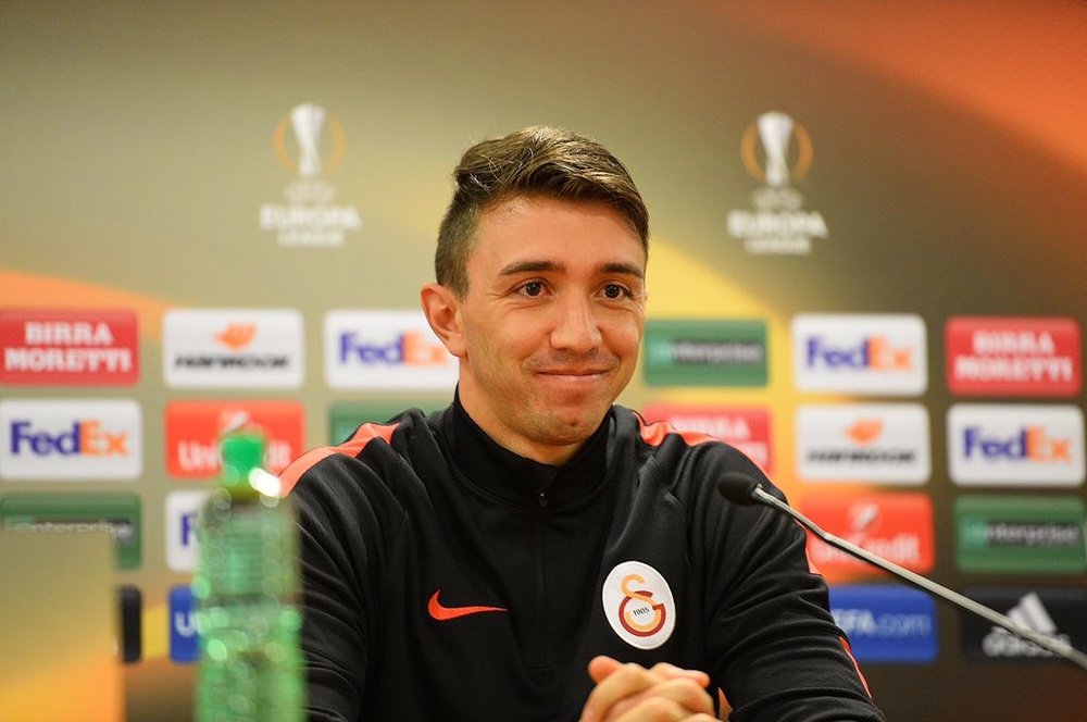 El portero del Galatasaray es uno de los objetivos del Tottenham para la próxima campaña. Twitter