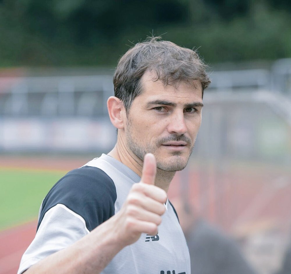 El portero del Oporto Iker Casillas. CasillasWorld