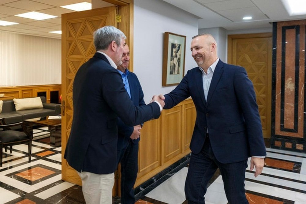 Miguel Ángel Ramírez ratificó a Diego Martínez. EFE/ÁngelMedinaG.