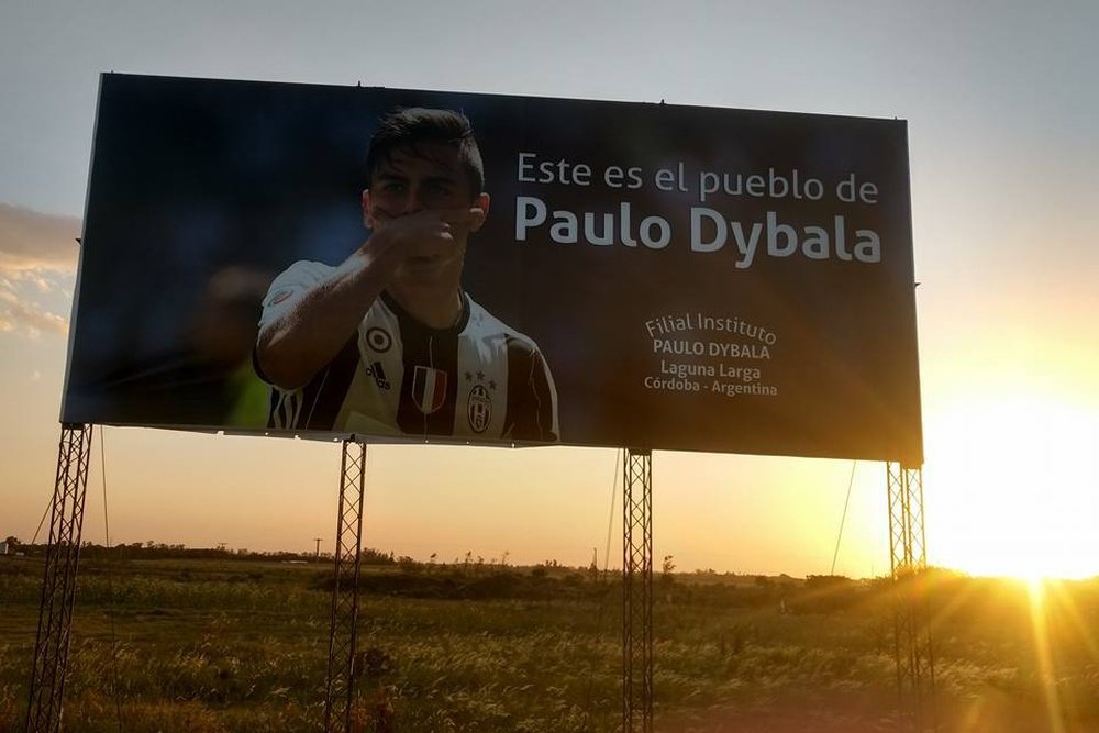 Dybala cumplió 24 años el 15 de noviembre. Twitter/MarcosJVillalobo