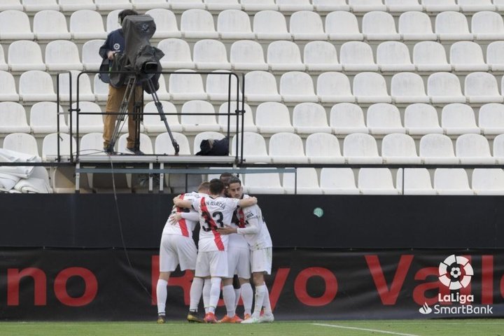 El Rayo supera su primera final hacia Primera