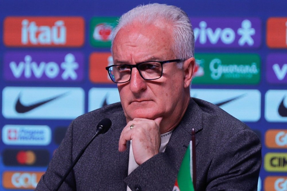Dorival durante o anúncio dos convocados para a Copa América. EFE/ André Coelho