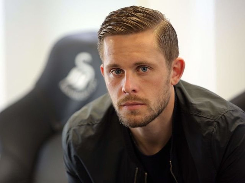 Sigurdsson skips Swansea's US tour. SwanseaCityAFC