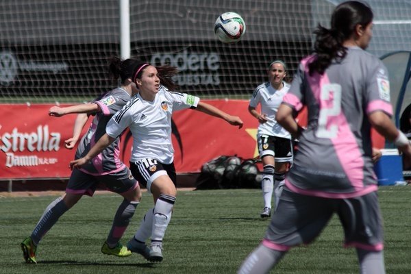El Valencia Femenino brilla y golea al Atlético en Madrid