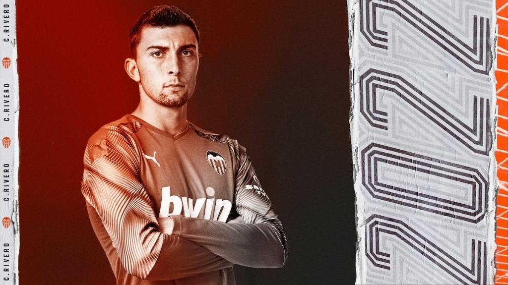 El Valencia renueva a Cristian Rivero