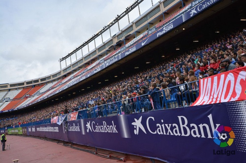 Así lucía el Calderón: 10.000 almas pendientes del Atlético Femenino. LaLiga