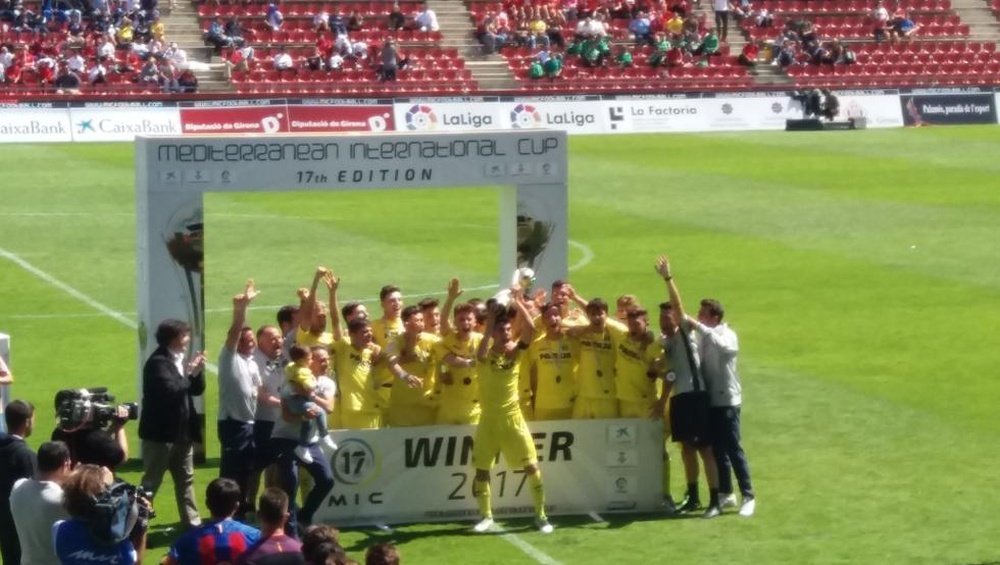 El Villarreal se coronó campeón en la categoría infantil. Twitter