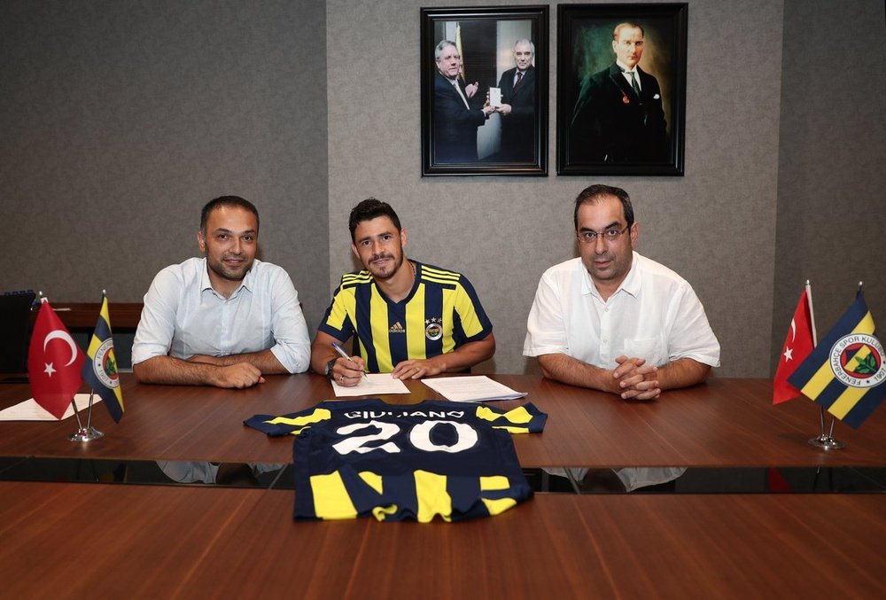Giuliano Victor de Paula, nuevo jugador del Fenerbahçe. FenerbahçeSK