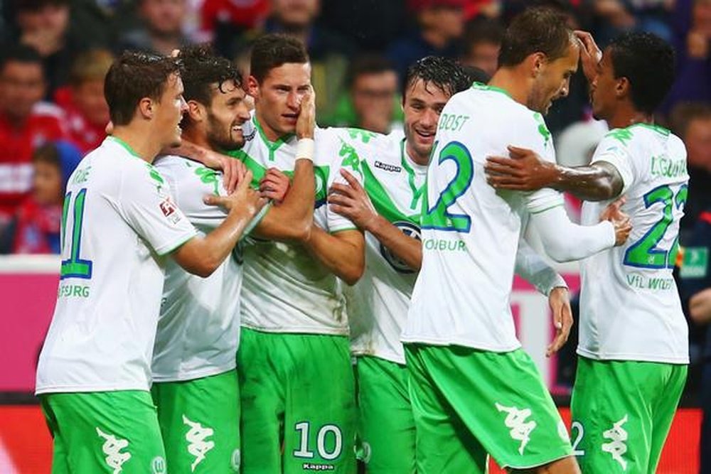 El Wolfsburgo sigue cuarto tras vencer por la mínima al Darmstadt, con un gol de Caligiuri. Twitter.