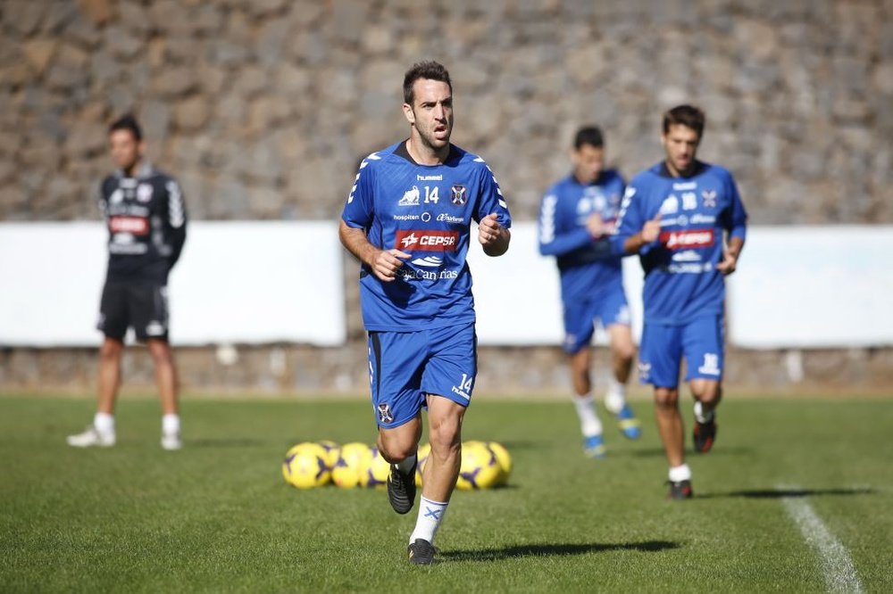 Carlos Ruiz habló del presente del Tenerife. EFE