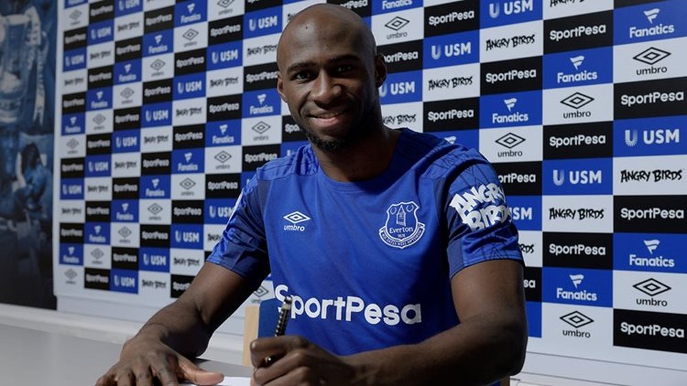 Mangala's stint at Everton could be cut very short. EvertonFC