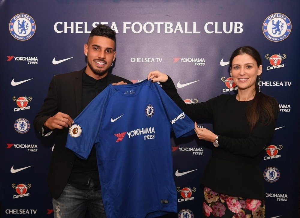 Chelsea have announced the arrival of Emerson Palmieri from Roma. ChelseaFC