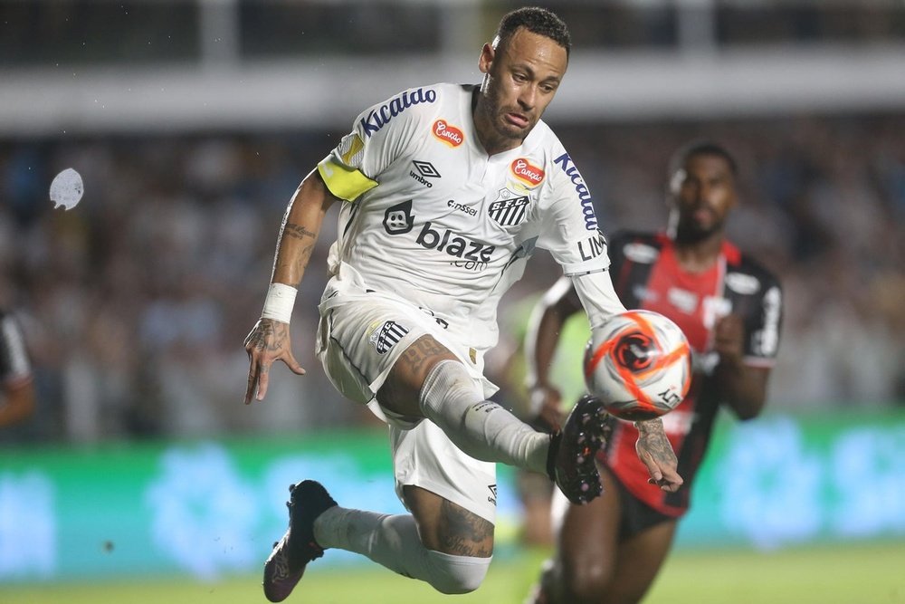 Neymar volta a agitar o Campeonato Brasileiro. EFE