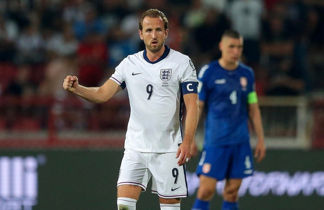Inglaterra golea y convence en suelo serbio. EFE/EPA