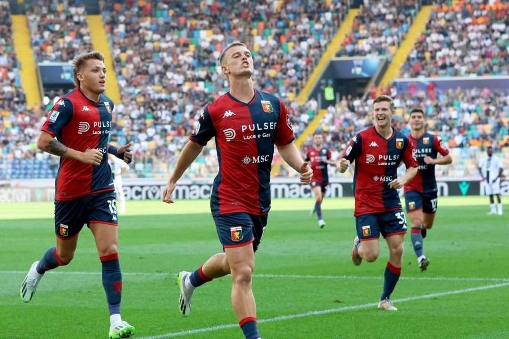 Le probabili formazioni di Genoa-Milan. EFE