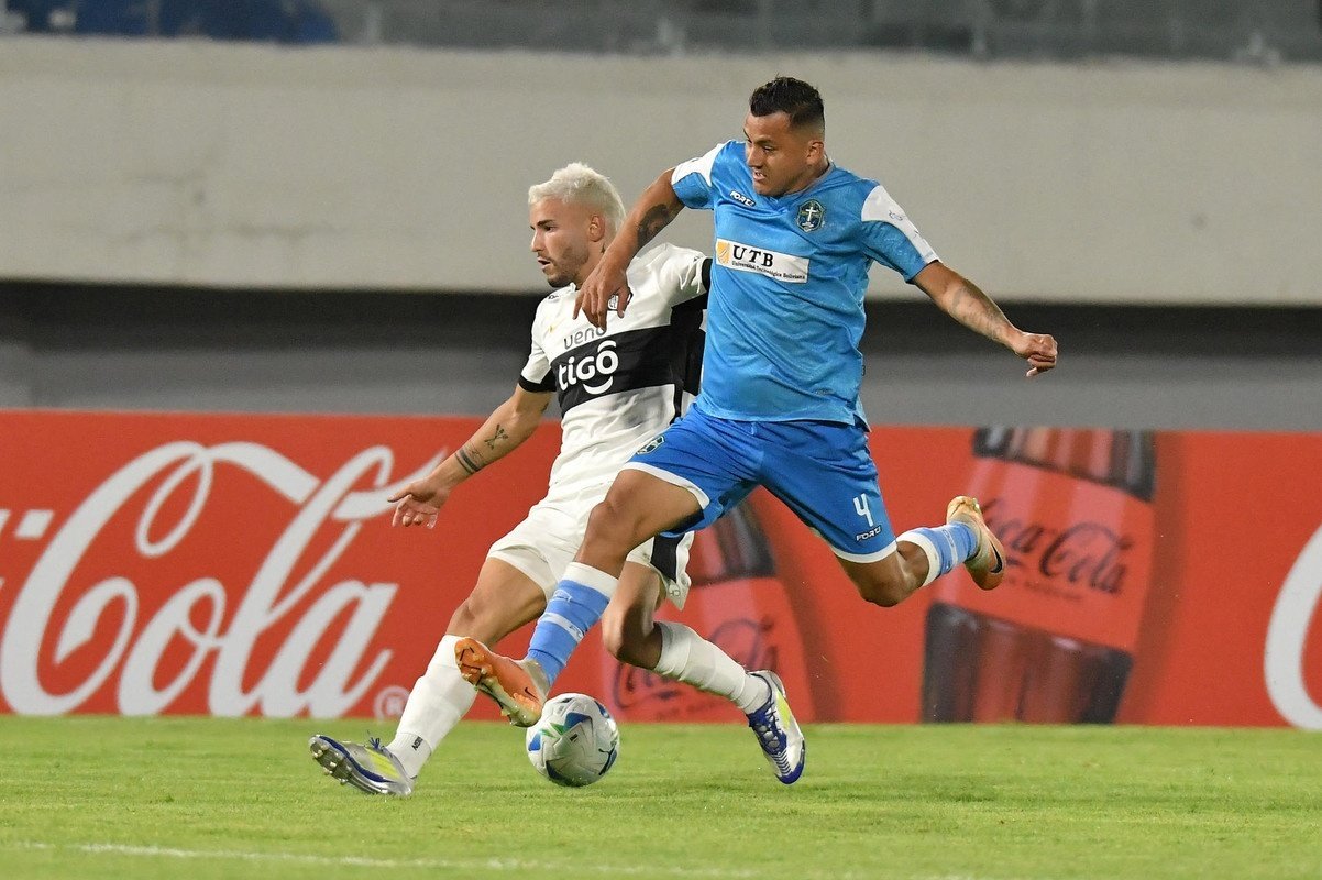 Olimpia se estrelló en la altura de Cochabamba ante el debutante San Antonio Bulo Bulo. Los bolivianos se estrenaron en la Libertadores con un histórico triunfo por 3-2 gracias a un tanto de penalti en el añadido.