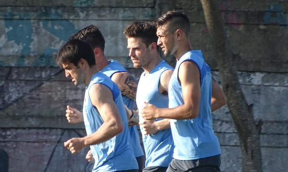 La selección de Uruguay ya entrena para enfrentarse a Bolivia. SelecciónUruguaya