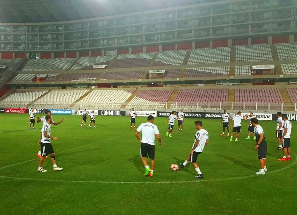 Pagamentos atrasados no Santos. SantosFC