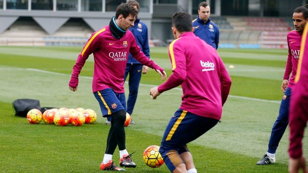 Entrenamiento del rosarino Messi con el Barcelona. Twitter