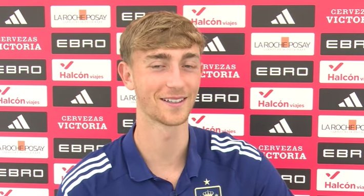Huijsen, ilusionado tras su fichaje por el Real Madrid. Captura/ASTV