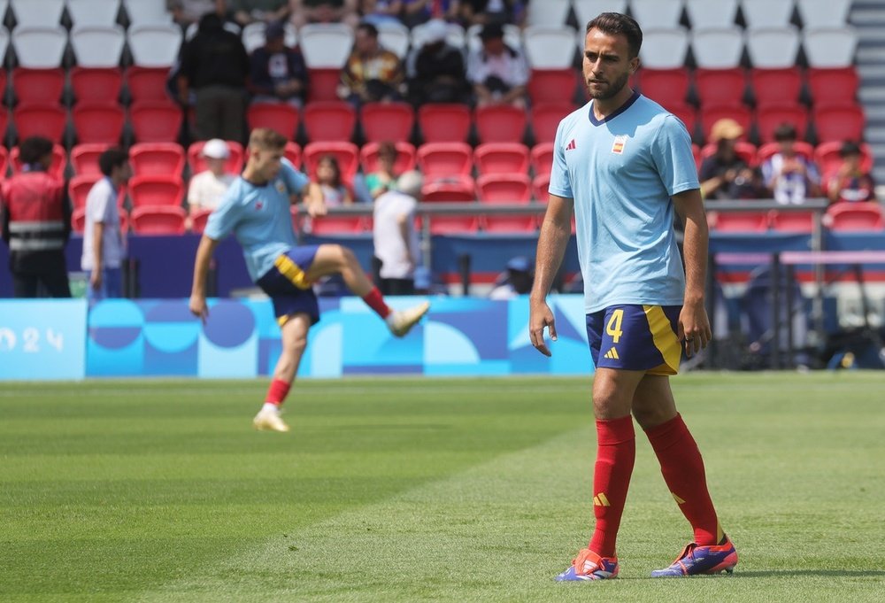 Eric Garcia defended his Barcelona teammate Pau Cubarsi. EFE